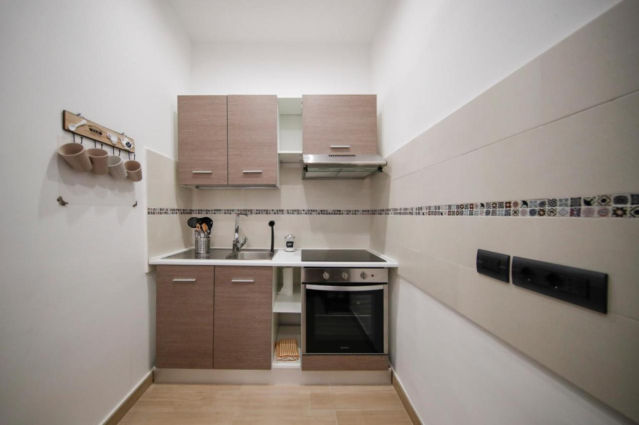 Ferienwohnung The Door Saturday Neapel Exterior foto